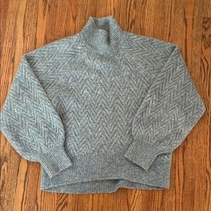 Abercrombie & Fitch Gray Turtleneck Sweater